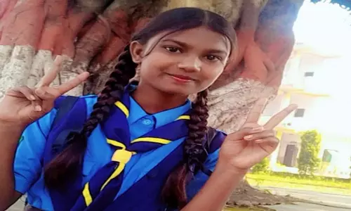 टॉप नहीं आई तो छात्रा ने कर ली खुदकुशी टॉप नहीं आई तो छात्रा ने कर ली खुदकुशी