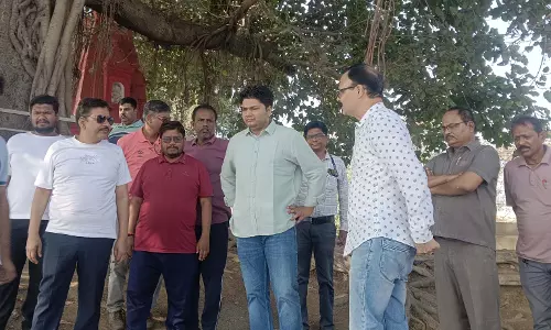 रायपुर : अवैध होर्डिंग हटाने के सख्त निर्देश