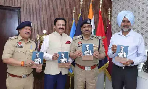Kapurthala स्थित लेखक की पहली पुस्तक ‘द मेकिंग ऑफ ए कॉप’ का विमोचन