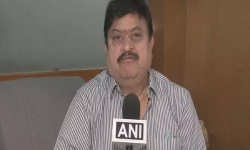 अमेरिका में राहुल गांधी की टिप्पणी पर BJP नेता रामचंदर राव ने कही ये बात अमेरिका में राहुल गांधी की टिप्पणी पर BJP नेता रामचंदर राव ने कही ये बात