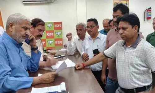 Jammu: शाम लाल ने प्रभावित क्षेत्रों में पानी, बिजली आपूर्ति बहाल करने की मांग की