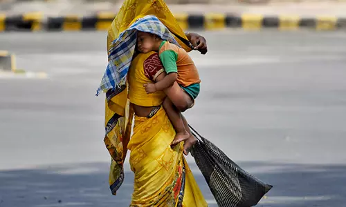 ओडिशा भीषण गर्मी की चपेट में, Jharsuguda में तापमान 45.4 डिग्री सेल्सियस दर्ज ओडिशा भीषण गर्मी की चपेट में, Jharsuguda में तापमान 45.4 डिग्री सेल्सियस दर्ज
