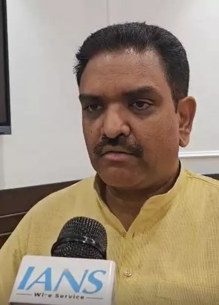 यूपी की कानून व्यवस्था के साथ खिलवाड़ बर्दाश्त नहीं : असीम अरुण यूपी की कानून व्यवस्था के साथ खिलवाड़ बर्दाश्त नहीं : असीम अरुण