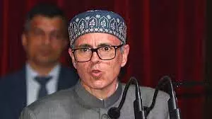 प्रभावितों को जीवन संवारने में मिलेगी मदद: CM Omar प्रभावितों को जीवन संवारने में मिलेगी मदद: CM Omar