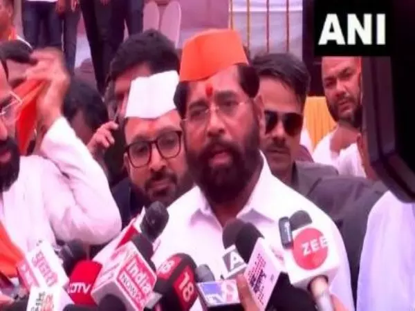 पहलगाम आतंकी हमले में महाराष्ट्र के पांच पर्यटक मारे गए: Dy CM पहलगाम आतंकी हमले में महाराष्ट्र के पांच पर्यटक मारे गए: Dy CM