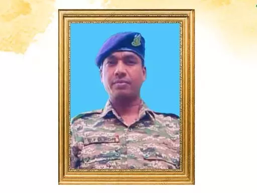CRPF कांस्टेबल शहीद, 9 अप्रैल को बीजापुर IED ब्लास्ट में हुए थे घायल CRPF कांस्टेबल शहीद, 9 अप्रैल को बीजापुर IED ब्लास्ट में हुए थे घायल