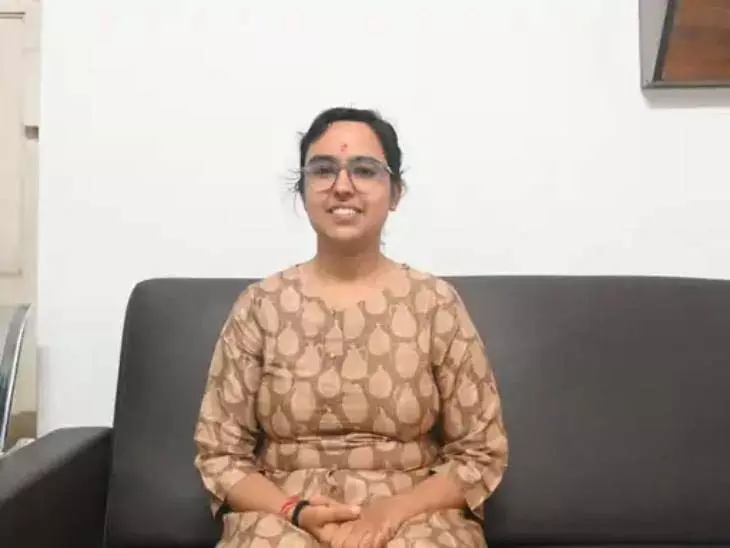 IPS ट्रेनिंग से छुट्टी लेकर फिर UPSC की तैयारी की, पूर्वा को मिली सफलता IPS ट्रेनिंग से छुट्टी लेकर फिर UPSC की तैयारी की, पूर्वा को मिली सफलता