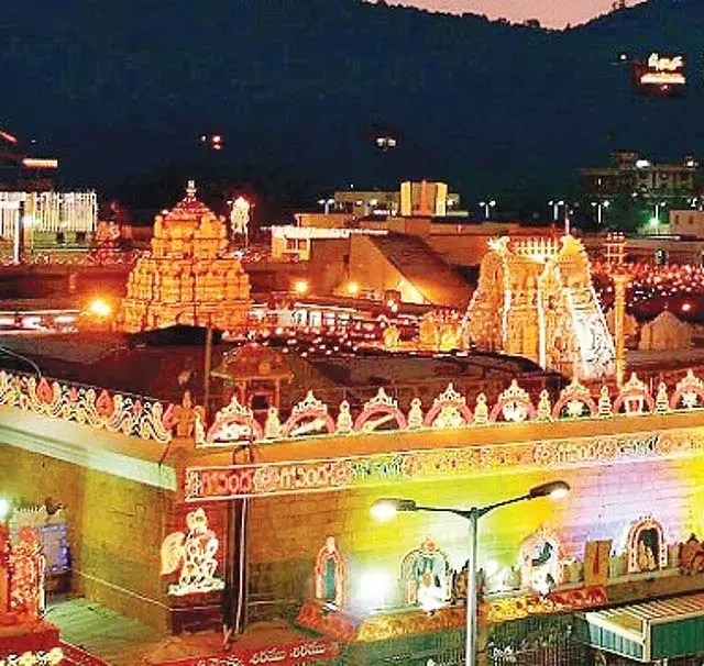 TTD द्वारा शीघ्र VIP ब्रेक दर्शन के लिए ट्रायल रन शुरू किया जाएगा TTD द्वारा शीघ्र VIP ब्रेक दर्शन के लिए ट्रायल रन शुरू किया जाएगा