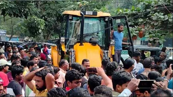 ओडिशा बेदखली में आदिवासी की मौत: बीजद ने एसटी पैनल से कार्रवाई की मांग की ओडिशा बेदखली में आदिवासी की मौत: बीजद ने एसटी पैनल से कार्रवाई की मांग की
