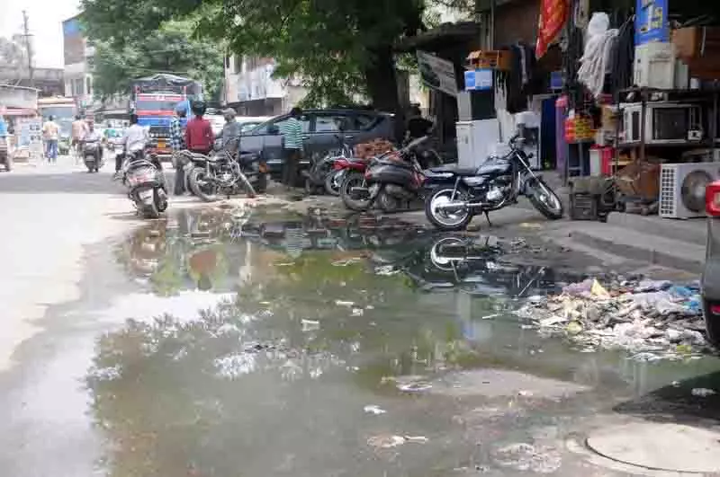 Amritsar में डेंगू के तीन और चिकनगुनिया के सात मामले सामने आए Amritsar में डेंगू के तीन और चिकनगुनिया के सात मामले सामने आए