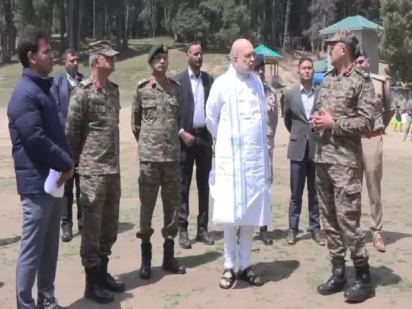 Amit Shah ने पहलगाम आतंकी स्थल पर सुरक्षा स्थिति की समीक्षा की, एनआईए भी जांच में शामिल Amit Shah ने पहलगाम आतंकी स्थल पर सुरक्षा स्थिति की समीक्षा की, एनआईए भी जांच में शामिल