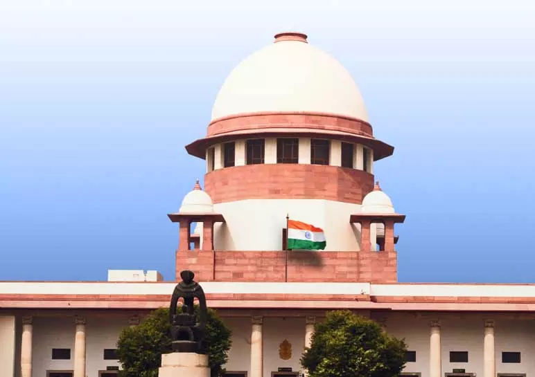 नेता होने के नाते मोटी चमड़ी वाला होना चाहिए...सुप्रीम कोर्ट ने नेताओं को लेकर क्यों कहा ऐसा? नेता होने के नाते मोटी चमड़ी वाला होना चाहिए...सुप्रीम कोर्ट ने नेताओं को लेकर क्यों कहा ऐसा?