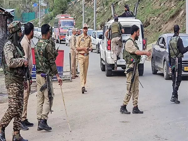 सुरक्षा मामलों की कैबिनेट समिति आज पहलगाम की स्थिति पर चर्चा कर सकती है: Sources सुरक्षा मामलों की कैबिनेट समिति आज पहलगाम की स्थिति पर चर्चा कर सकती है: Sources