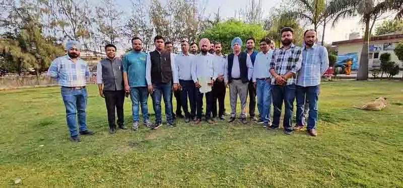 सर्वर में गड़बड़ी से Zirakpur उप-तहसील में काम बाधित सर्वर में गड़बड़ी से Zirakpur उप-तहसील में काम बाधित