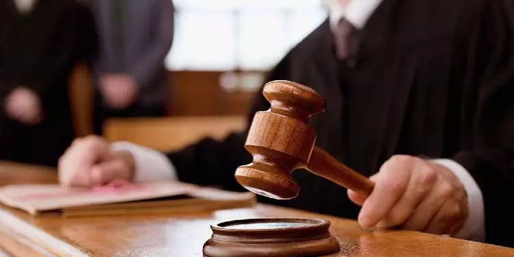 सरकारी धन के दुरुपयोग के लिए सेवानिवृत्त VLW को तीन साल सश्रम कारावास की सजा सरकारी धन के दुरुपयोग के लिए सेवानिवृत्त VLW को तीन साल सश्रम कारावास की सजा