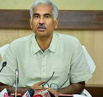 Odisha कैबिनेट ने आबकारी कांस्टेबलों के लिए जिला कैडर बदलाव को हरी झंडी दी Odisha कैबिनेट ने आबकारी कांस्टेबलों के लिए जिला कैडर बदलाव को हरी झंडी दी