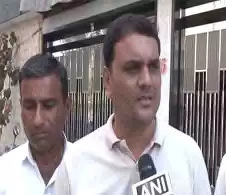 Pahalgam आतंकवादी हमले के पीड़ित के भाई ने आतंकवादियों के खिलाफ सख्त कार्रवाई की मांग की Pahalgam आतंकवादी हमले के पीड़ित के भाई ने आतंकवादियों के खिलाफ सख्त कार्रवाई की मांग की