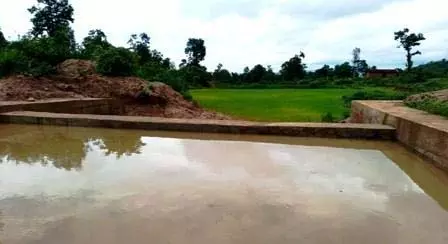 भालूकोना में चेक डेम निर्माण होने से जलस्त्रोत में हुई वृद्धि भालूकोना में चेक डेम निर्माण होने से जलस्त्रोत में हुई वृद्धि