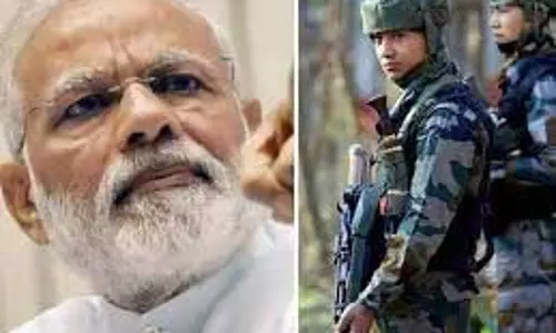 पर्यटकों की हत्या के विरोध में कश्मीर और जम्मू में पूर्ण बंद पर्यटकों की हत्या के विरोध में कश्मीर और जम्मू में पूर्ण बंद