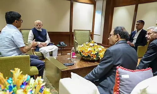 पहलगाम आतंकी हमला: मोदी सऊदी अरब की यात्रा बीच में छोड़कर भारत लौटे पहलगाम आतंकी हमला: मोदी सऊदी अरब की यात्रा बीच में छोड़कर भारत लौटे