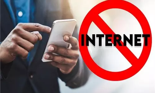 Jammu-Kashmir: इंटरनेट सेवा बंद,आतंकी हमले के बाद लिया गया फैसला Jammu-Kashmir: इंटरनेट सेवा बंद,आतंकी हमले के बाद लिया गया फैसला