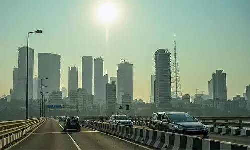 Mumbai : शहर में अत्यधिक गर्मी और साफ आसमान रहेगा Mumbai : शहर में अत्यधिक गर्मी और साफ आसमान रहेगा