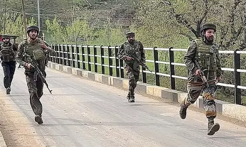 पहलगाम आतंकी हमला: लश्कर-ए-तैयबा कमांडर पहलगाम आतंकी हमले का मास्टरमाइंड पहलगाम आतंकी हमला: लश्कर-ए-तैयबा कमांडर पहलगाम आतंकी हमले का मास्टरमाइंड