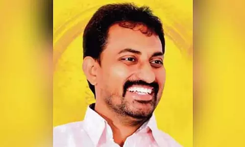 TDP के पूर्व MPP वीरैया की कार्यालय में चाकू घोंपकर हत्या