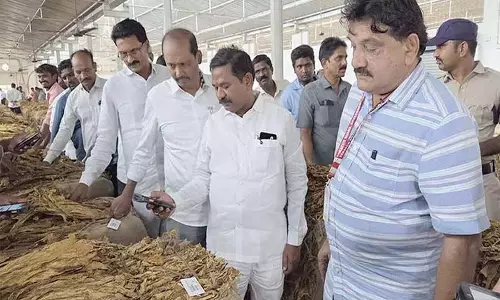 social welfare  मंत्री ने तंबाकू किसानों को सहायता का आश्वासन दिया