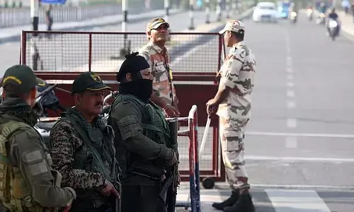 पहलगाम आतंकी हमला: सेना ने बारामूला में घुसपैठ की कोशिश नाकाम की, दो आतंकी ढेर