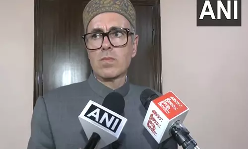J-K Govt ने मृतकों के परिजनों और घायलों को 10 लाख रुपये की अनुग्रह राशि देने की घोषणा की