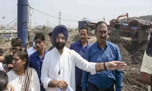 Delhi में बिगड़ती वायु गुणवत्ता: सिरसा ने प्रदूषण फैलाने वालों पर कार्रवाई के आदेश दिए