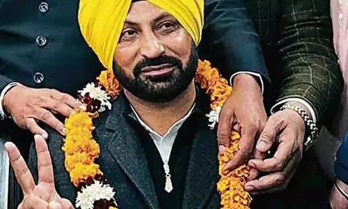 आप ने Patiala में नशे के खिलाफ मानव श्रृंखला अभियान की घोषणा की आप ने Patiala में नशे के खिलाफ मानव श्रृंखला अभियान की घोषणा की