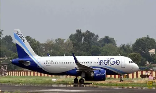 IndiGo श्रीनगर की उड़ानों पर रद्दीकरण शुल्क या पुनर्निर्धारण शुल्क माफ करेगी IndiGo श्रीनगर की उड़ानों पर रद्दीकरण शुल्क या पुनर्निर्धारण शुल्क माफ करेगी