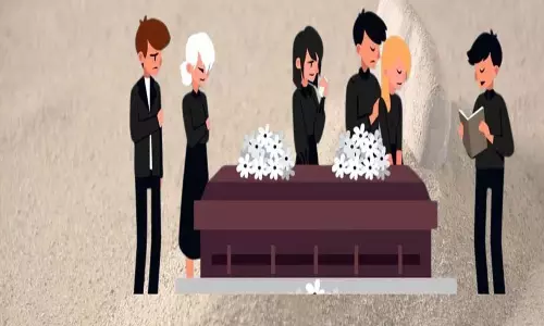 डोमलूर के निवासियों ने उपेक्षित कब्रिस्तान की सफाई की
