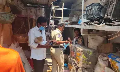 Karimnagar: अस्वच्छ परिस्थितियों में संचालित पालतू जानवरों की दुकान के खिलाफ मामला दर्ज