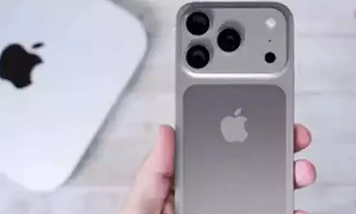 iPhone 17 Pro 2025 तक स्काई ब्लू रंग में  हो सकता है लॉन्च