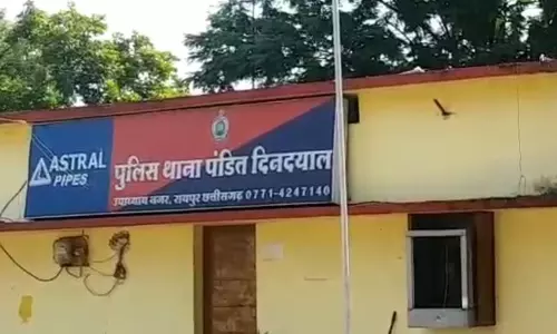 होटल कारोबारी की इतनी हिम्मत, देवी-देवता का किया अपमान होटल कारोबारी की इतनी हिम्मत, देवी-देवता का किया अपमान