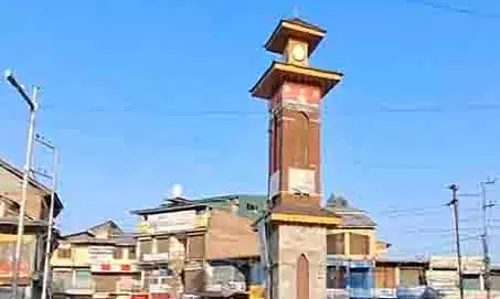 Kashmir में पूर्ण बंद, राजनीतिक दलों और यूनियनों ने पहलगाम आतंकी हमले की निंदा की