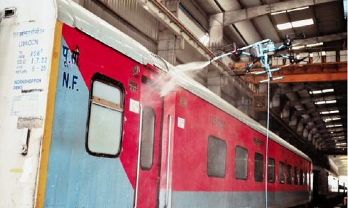 Assam : एनएफ रेलवे ने कामाख्या स्टेशन पर सफाई के लिए ड्रोन का इस्तेमाल किया Assam : एनएफ रेलवे ने कामाख्या स्टेशन पर सफाई के लिए ड्रोन का इस्तेमाल किया