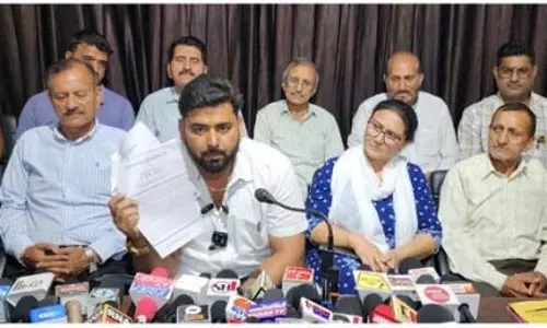 PoJK के DPS ने एसटी का दर्जा मांगा PoJK के DPS ने एसटी का दर्जा मांगा