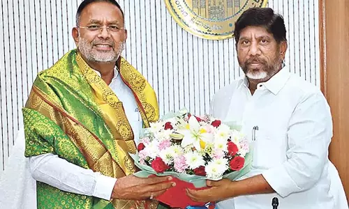 Telangana : भट्टी ने सचिवालय में विक्रमार्क से मुलाकात की Telangana : भट्टी ने सचिवालय में विक्रमार्क से मुलाकात की