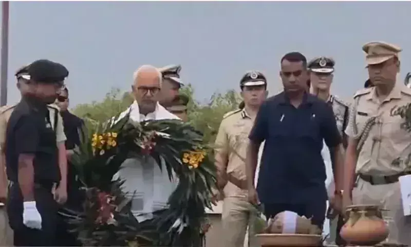 Manipur के राज्यपाल ने खोंगजोम दिवस पर शहीदों को श्रद्धांजलि दी Manipur के राज्यपाल ने खोंगजोम दिवस पर शहीदों को श्रद्धांजलि दी