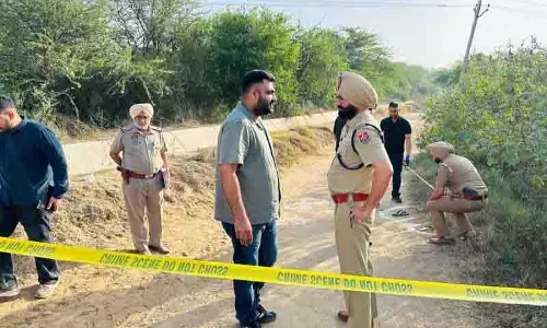Amritsar: पुलिस के साथ मुठभेड़ के बाद दो हथियार तस्कर गिरफ्तार