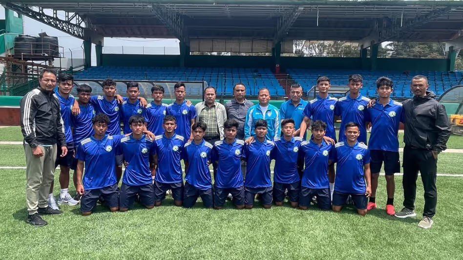 Meghalaya अंडर-20 फुटबॉल टीम को राष्ट्रीय चैंपियनशिप के लिए रवाना किया गया Meghalaya अंडर-20 फुटबॉल टीम को राष्ट्रीय चैंपियनशिप के लिए रवाना किया गया