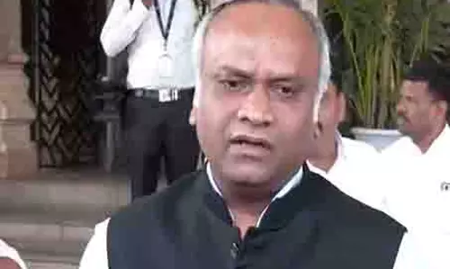 Congress के प्रियांक खड़गे ने पहलगाम हमले पर केंद्र से पूछे ये सवाल Congress के प्रियांक खड़गे ने पहलगाम हमले पर केंद्र से पूछे ये सवाल