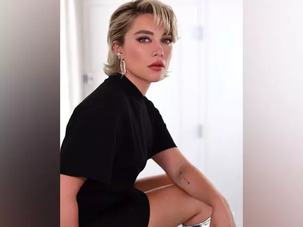 Florence Pugh अपनी मार्वल फिल्म थंडरबोल्ट्स की रिलीज के लिए तैयार Florence Pugh अपनी मार्वल फिल्म थंडरबोल्ट्स की रिलीज के लिए तैयार