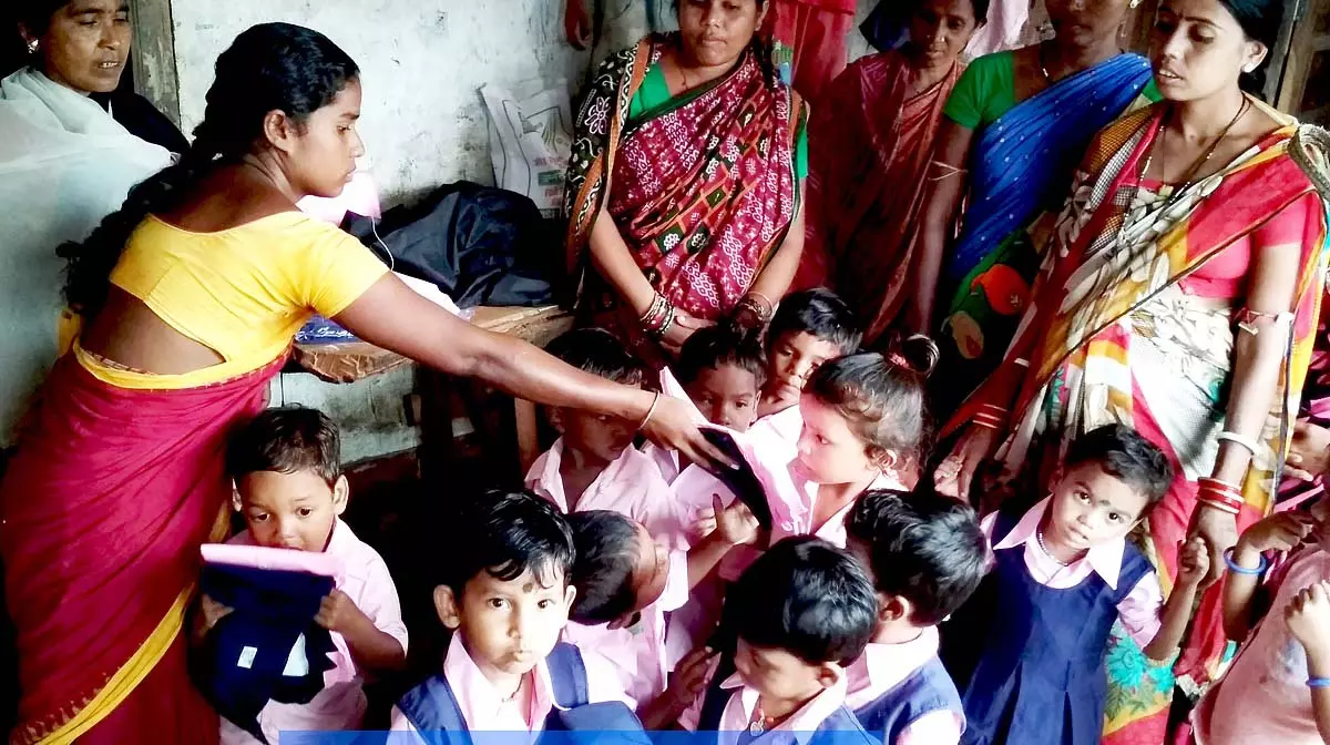 इंदौर: आंगनवाड़ियों को FSSAI शुल्क से छूट इंदौर: आंगनवाड़ियों को FSSAI शुल्क से छूट