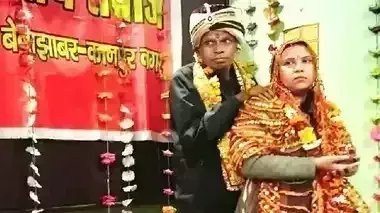 Kanpur: दुल्हन बनी ठग, सुहागरात के बाद 62 वर्षीय रिटायर्ड फौजी को लूटा Kanpur: दुल्हन बनी ठग, सुहागरात के बाद 62 वर्षीय रिटायर्ड फौजी को लूटा