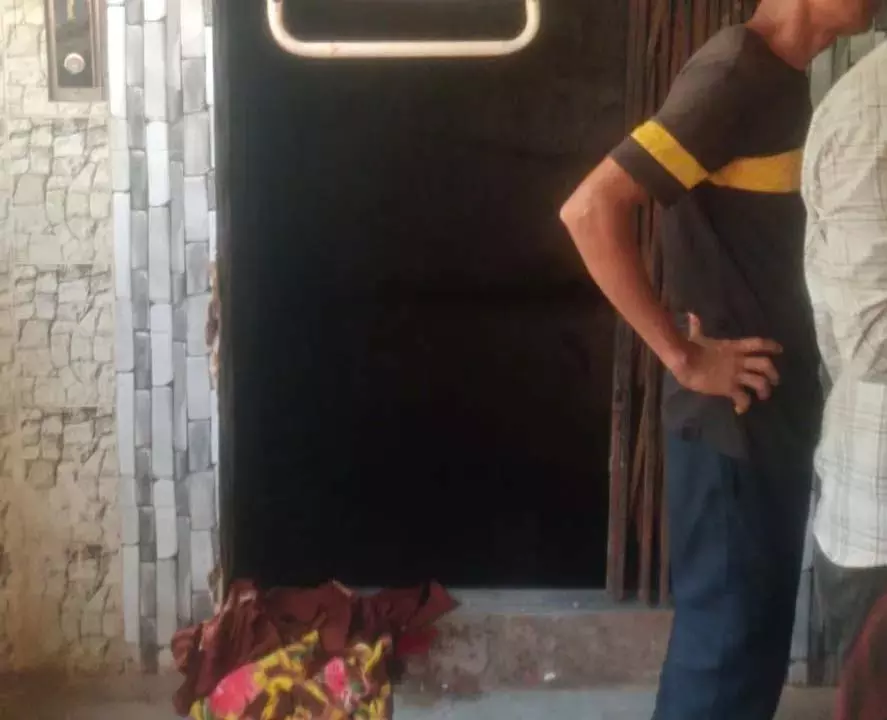 Odisha : भद्रक जिला मुख्यालय अस्पताल में लिफ्ट खराब होने से महिला मरीज की मौत Odisha : भद्रक जिला मुख्यालय अस्पताल में लिफ्ट खराब होने से महिला मरीज की मौत